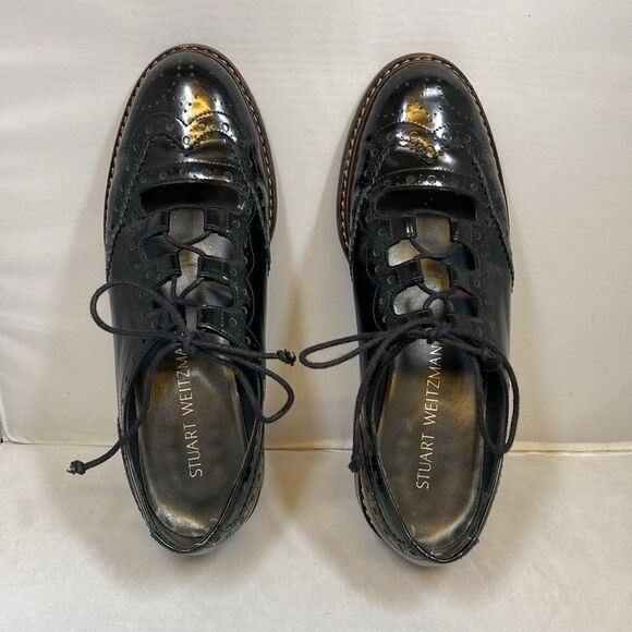 Stuart Weitzman Mrgill Lace-Up
Leather Oxford - Picture 14 of 17